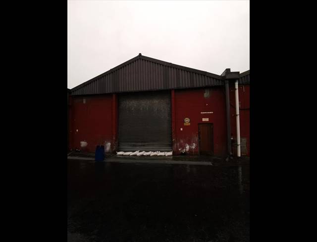 525M² WAREHOUSE TO LET IN EPPING INDUSTRIAL